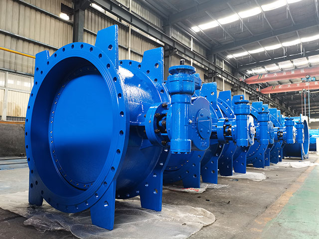 double eccentric  double flange DN 1400 for drinking water in Russia